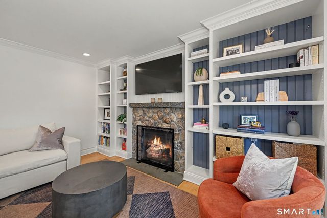 16 Dale Drive, Greenwich, CT 06831