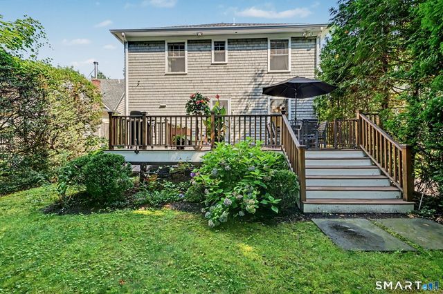 16 Dale Drive, Greenwich, CT 06831