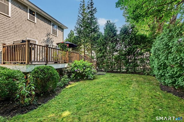 16 Dale Drive, Greenwich, CT 06831