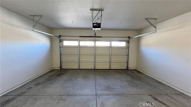 20125 Zuni, Apple Valley, CA 92307