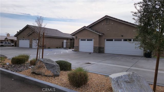 20125 Zuni, Apple Valley, CA 92307