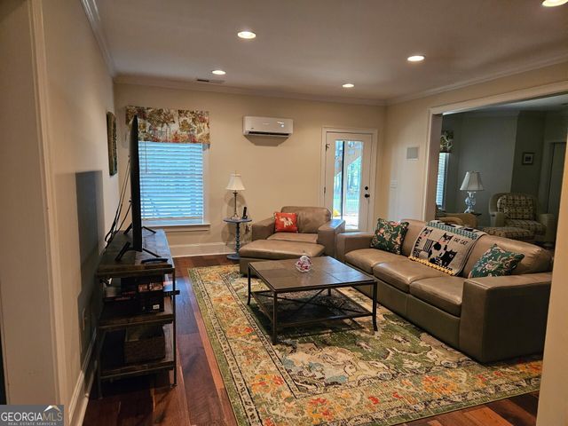 1270 Red Fox Trail, Bishop, GA 30621
