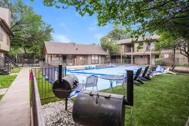 5608 Cougar DR 107, Austin, TX 78745