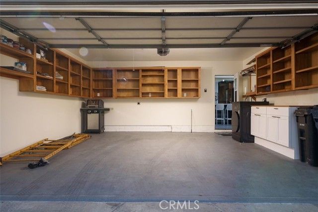 21142 Surfwood, Huntington Beach, CA 92646