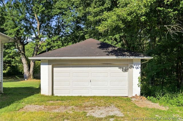 10805 Highway 135 NE, New Salisbury, IN 47161