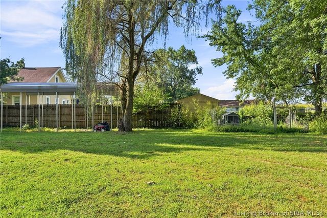 10805 Highway 135 NE, New Salisbury, IN 47161