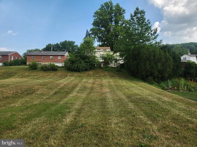 465 LINCOLN AVE, Ephrata, PA 17522