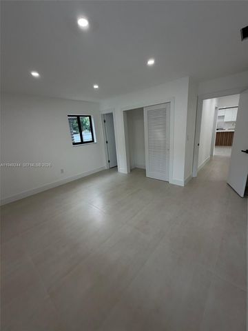 4872 NW 171st Ter, Miami Gardens, FL 33055