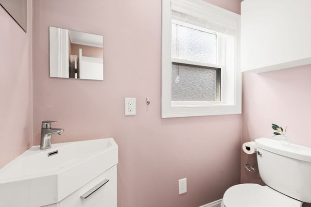 38 Hibbert St, Arlington, MA 02476