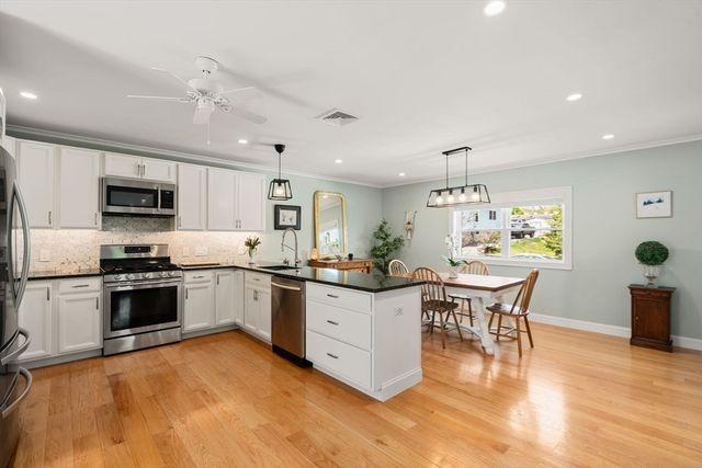 38 Hibbert St, Arlington, MA 02476