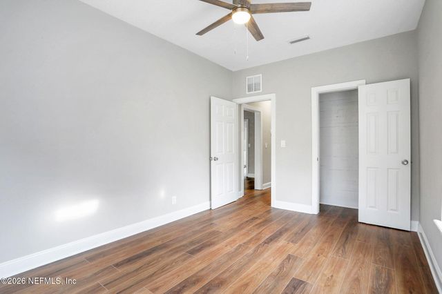 2578 HALDUMAR Terrace, Jacksonville, FL 32204