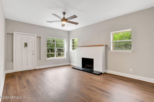 2578 HALDUMAR Terrace, Jacksonville, FL 32204