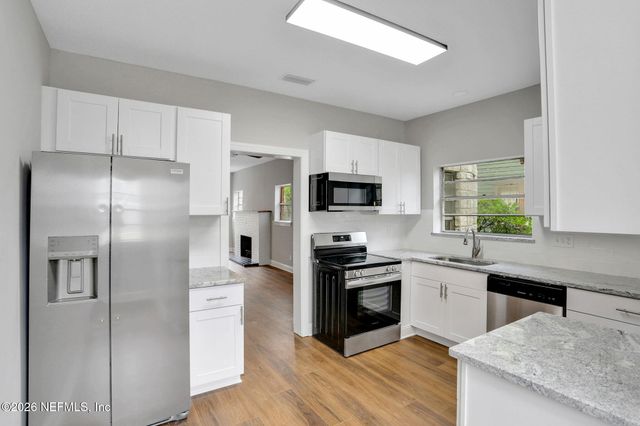2578 HALDUMAR Terrace, Jacksonville, FL 32204