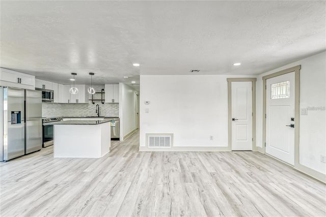 1300 MELONWOOD AVENUE, Clearwater, FL 33759