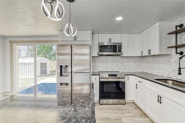 1300 MELONWOOD AVENUE, Clearwater, FL 33759