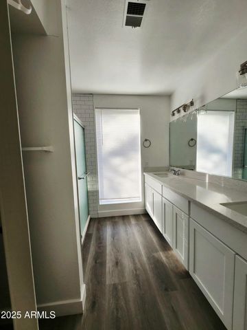 2926 S Emerson Street, Mesa, AZ 85210