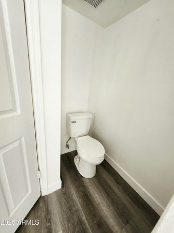 2926 S Emerson Street, Mesa, AZ 85210