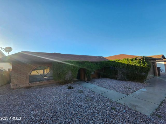 2926 S Emerson Street, Mesa, AZ 85210