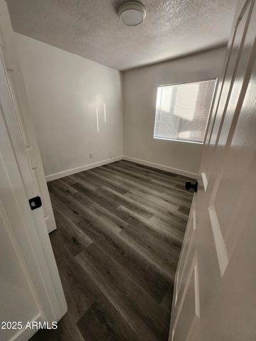 2926 S Emerson Street, Mesa, AZ 85210