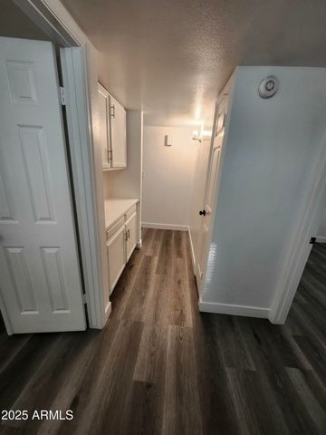 2926 S Emerson Street, Mesa, AZ 85210