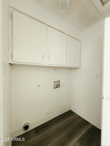 2926 S Emerson Street, Mesa, AZ 85210