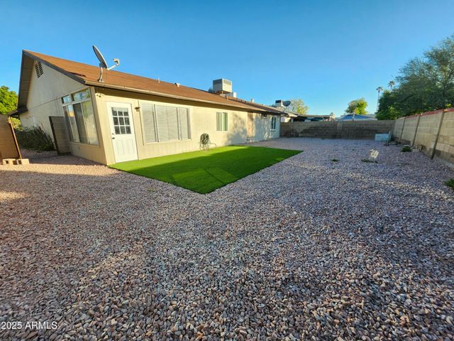 2926 S Emerson Street, Mesa, AZ 85210