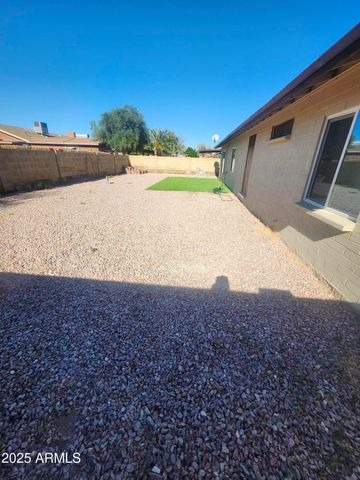 2926 S Emerson Street, Mesa, AZ 85210