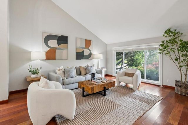 3481 La Mesa Drive, San Carlos, CA 94070