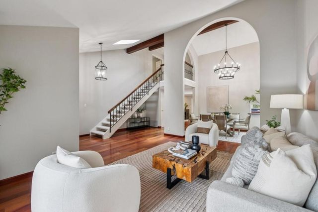 3481 La Mesa Drive, San Carlos, CA 94070