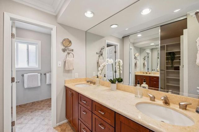 3481 La Mesa Drive, San Carlos, CA 94070