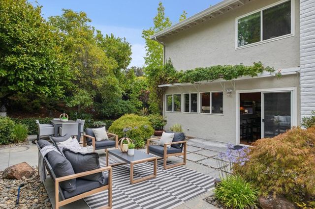 3481 La Mesa Drive, San Carlos, CA 94070