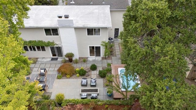 3481 La Mesa Drive, San Carlos, CA 94070