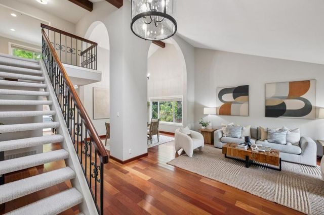3481 La Mesa Drive, San Carlos, CA 94070