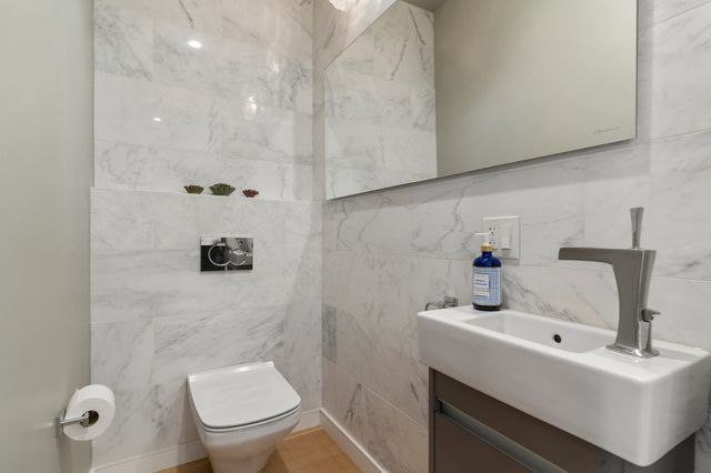429 Columbus Ave 2, Boston, MA 02116