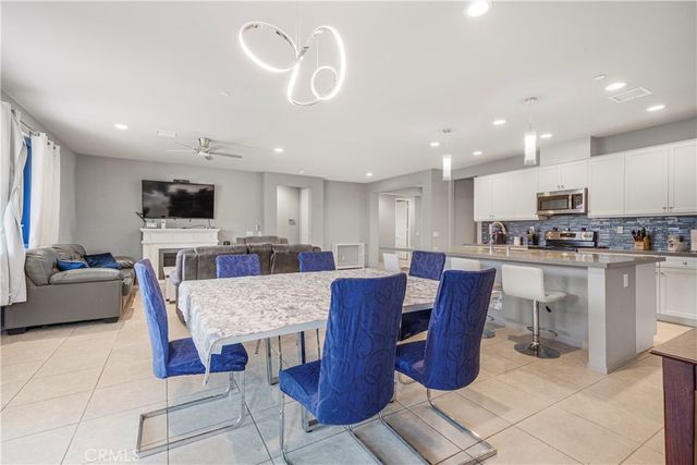 30375 Avenida Los Ninos, Cathedral City, CA 92234