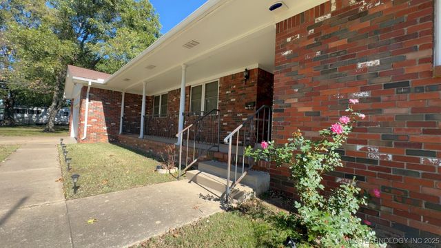 126 SW 6th Street, Checotah, OK 74426