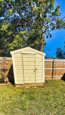 126 SW 6th Street, Checotah, OK 74426