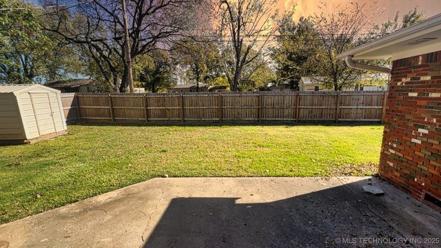 126 SW 6th Street, Checotah, OK 74426