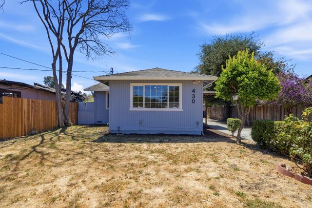 430 Garden Street, East Palo Alto, CA 94303