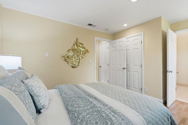 430 Garden Street, East Palo Alto, CA 94303
