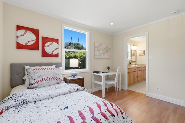 430 Garden Street, East Palo Alto, CA 94303