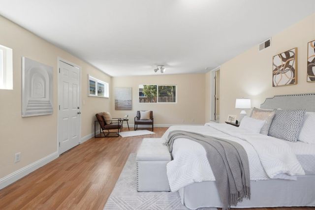 430 Garden Street, East Palo Alto, CA 94303