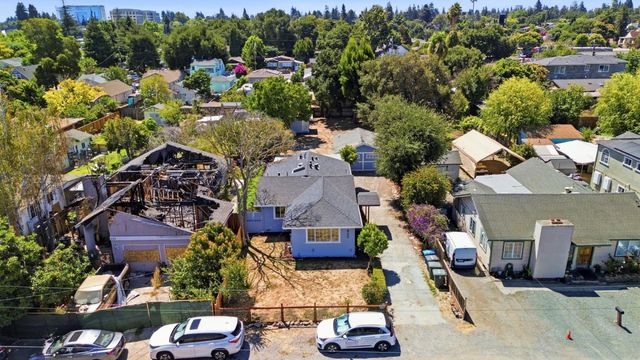 430 Garden Street, East Palo Alto, CA 94303
