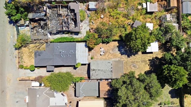 430 Garden Street, East Palo Alto, CA 94303