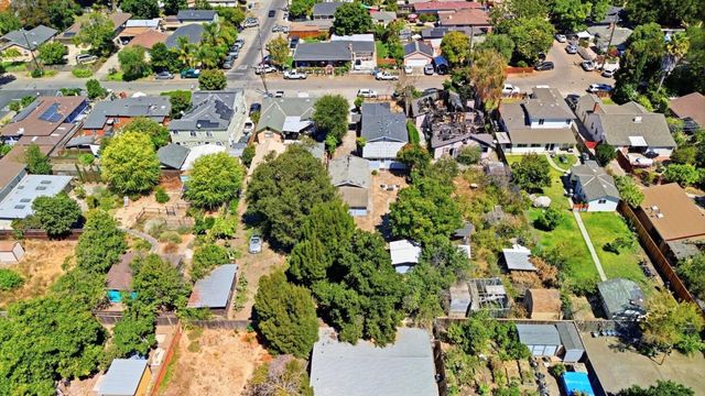 430 Garden Street, East Palo Alto, CA 94303