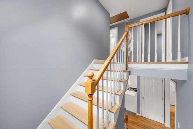 93 Kendrick Rd, Wakefield, MA 01880