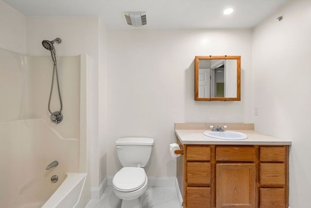 93 Kendrick Rd, Wakefield, MA 01880