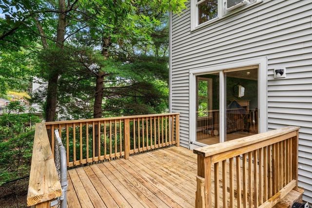 93 Kendrick Rd, Wakefield, MA 01880