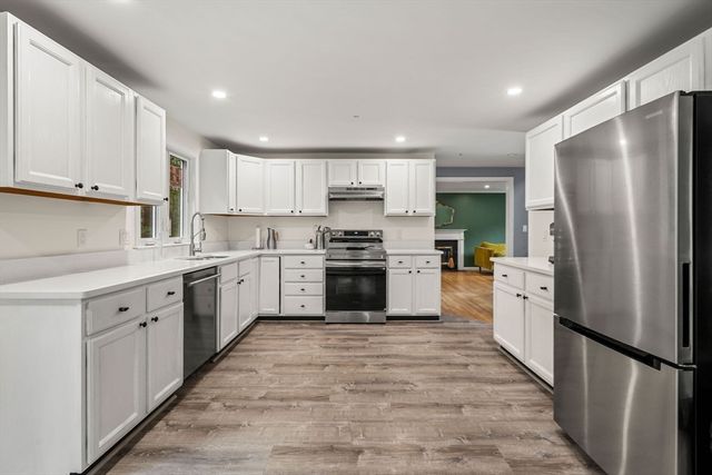 93 Kendrick Rd, Wakefield, MA 01880