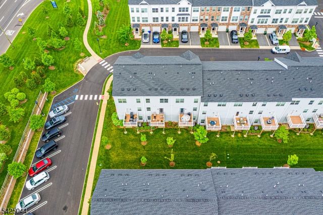 309 Saratoga Ct, Branchburg Twp., NJ 08876